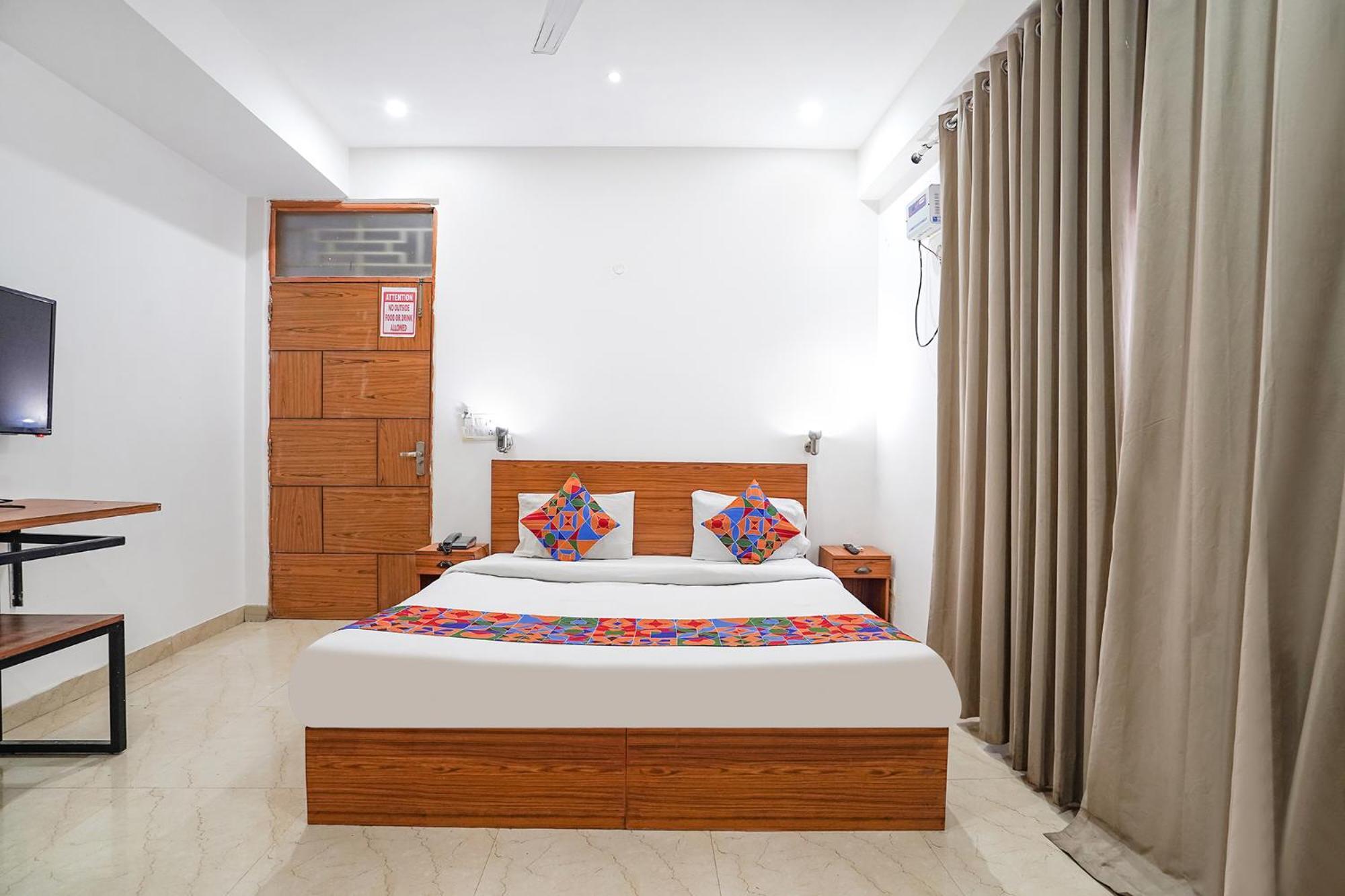 Fabhotel Prime Residency New Delhi Exterior photo