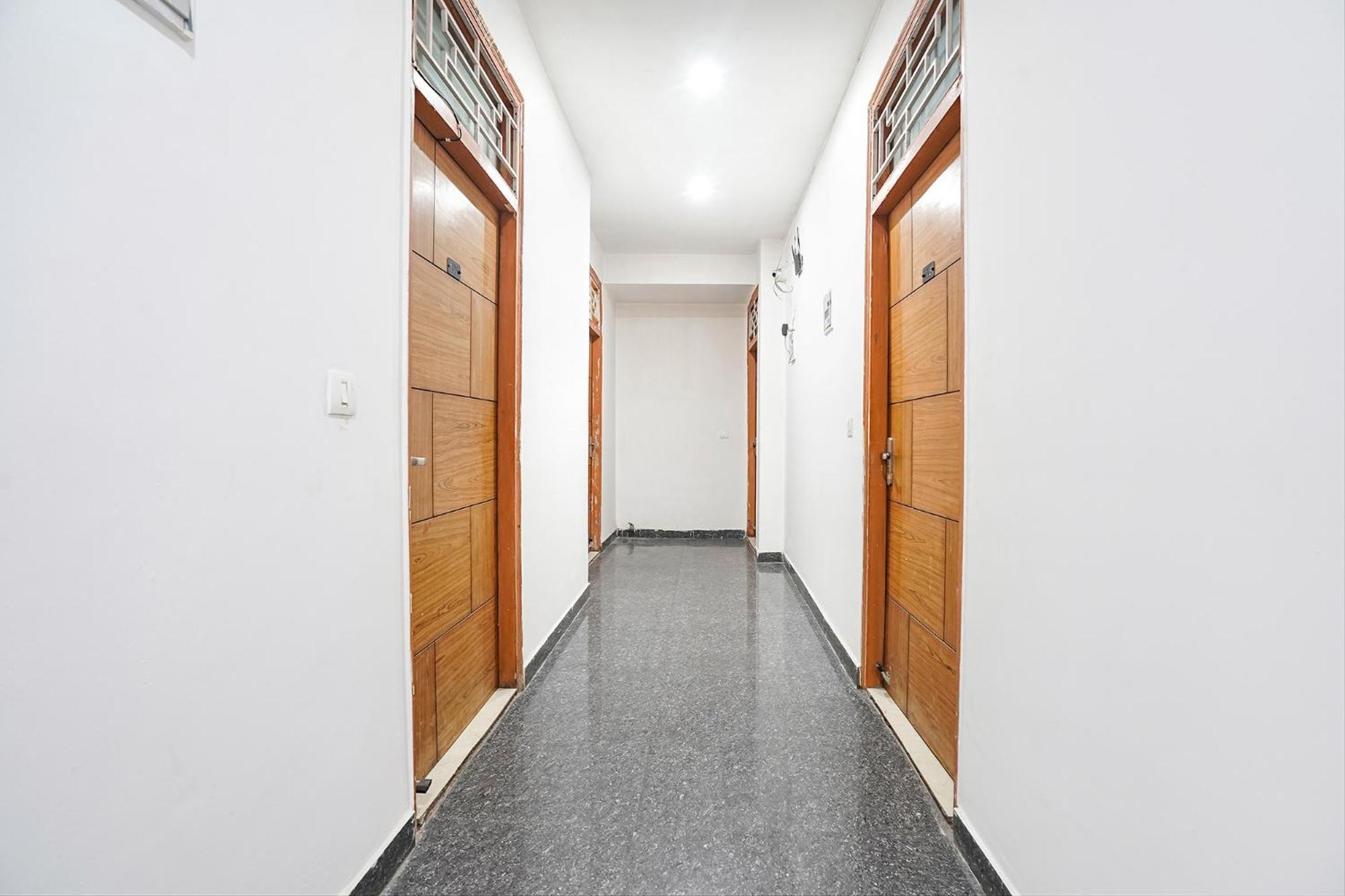 Fabhotel Prime Residency New Delhi Exterior photo